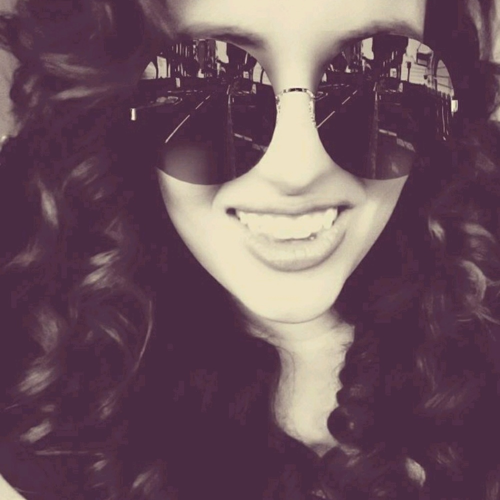 Meet your Posher, Kala